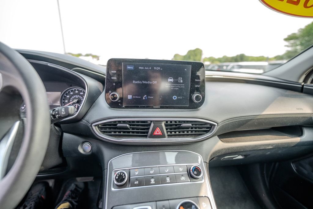 Used 2022 Hyundai Santa Fe SEL image 16