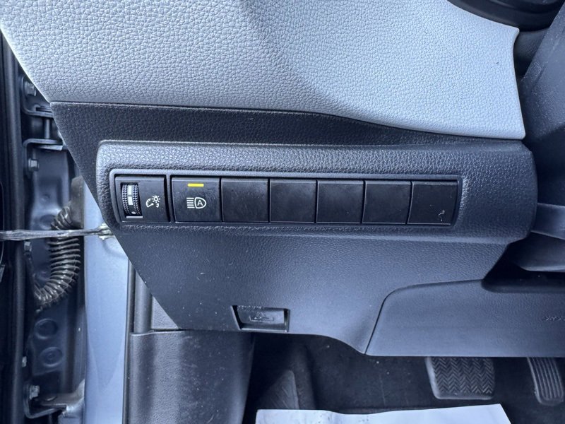 Used 2023 Toyota Corolla SE image 21