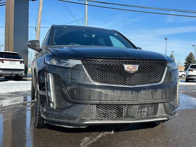 Used 2022 Cadillac XT6 Sport w/ Technology Package image 12