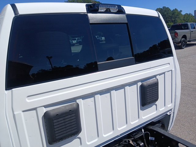 New 2027 RAM 5500 4x4 Crew Cab w/ Laramie Trim Package image 6