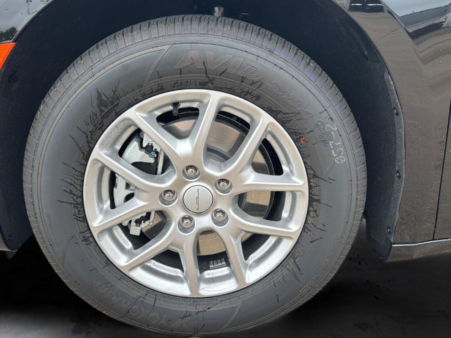 New 2027 Chrysler Pacifica Select FWD image 28
