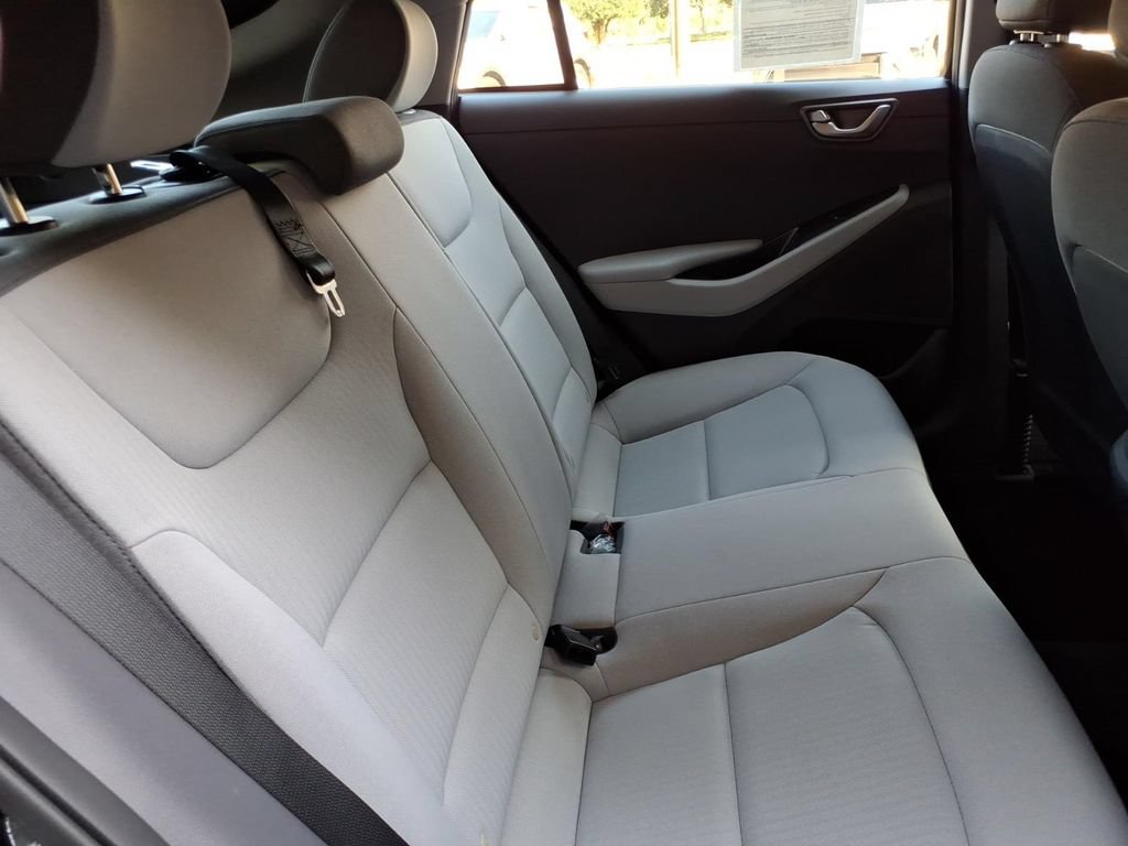 Used 2022 Hyundai Ioniq Blue FWD image 16