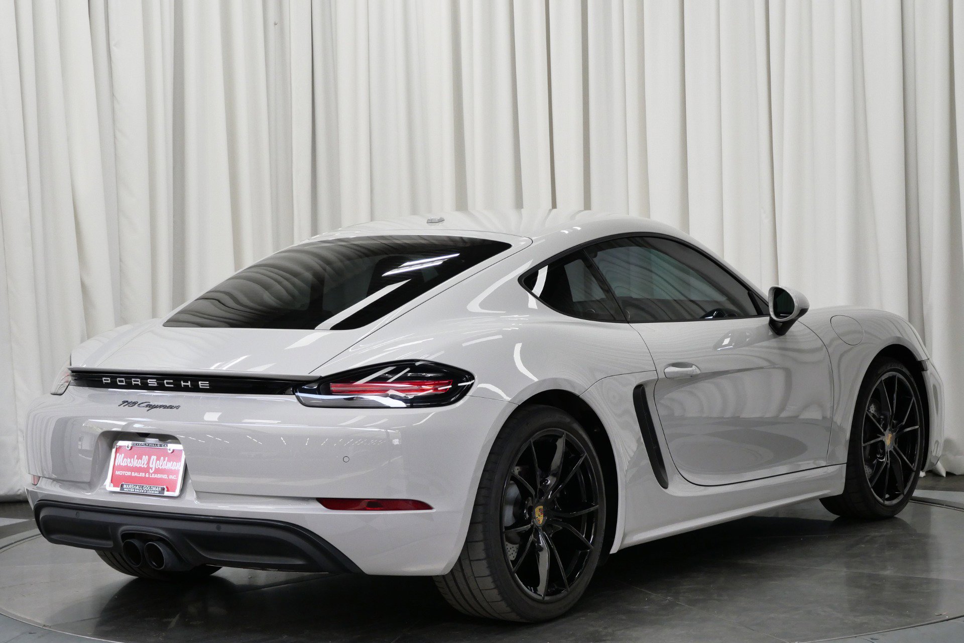 Used 2024 Porsche 718 Cayman image 9