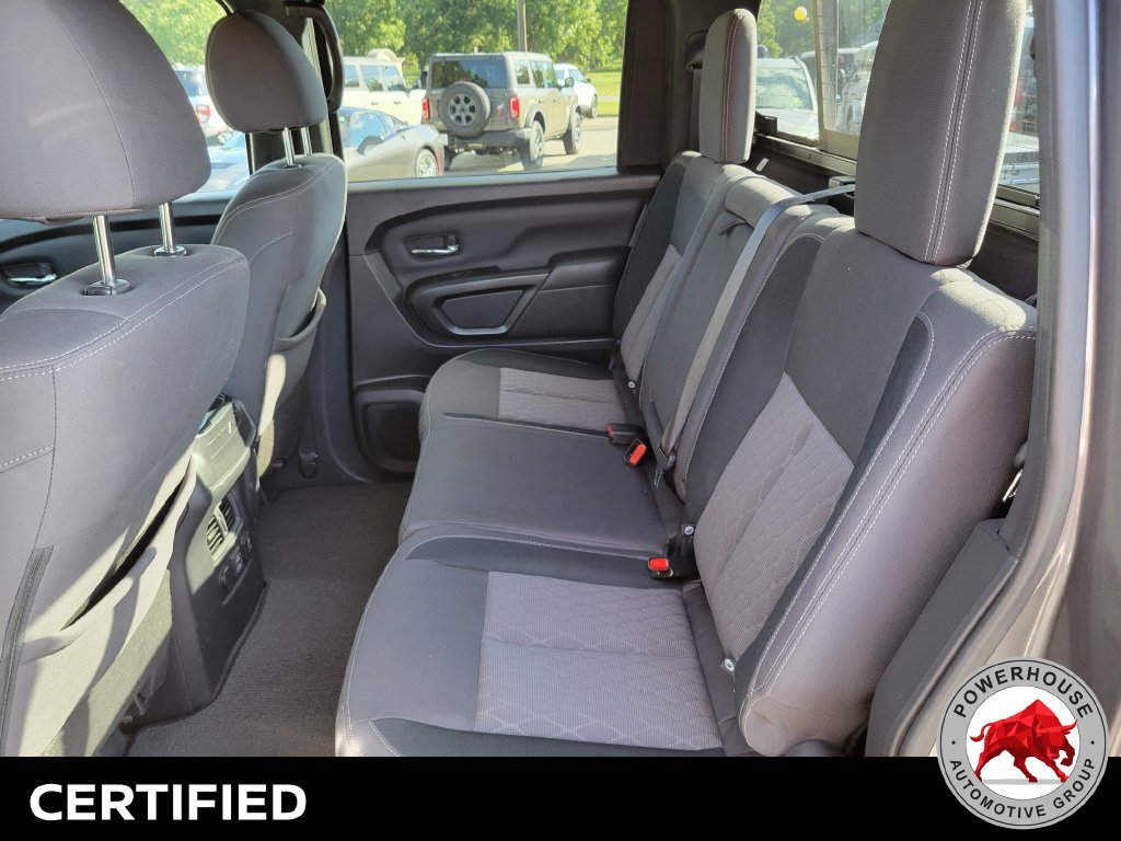 Used 2024 Nissan Titan SV w/ SV Convenience Package RWD image 16