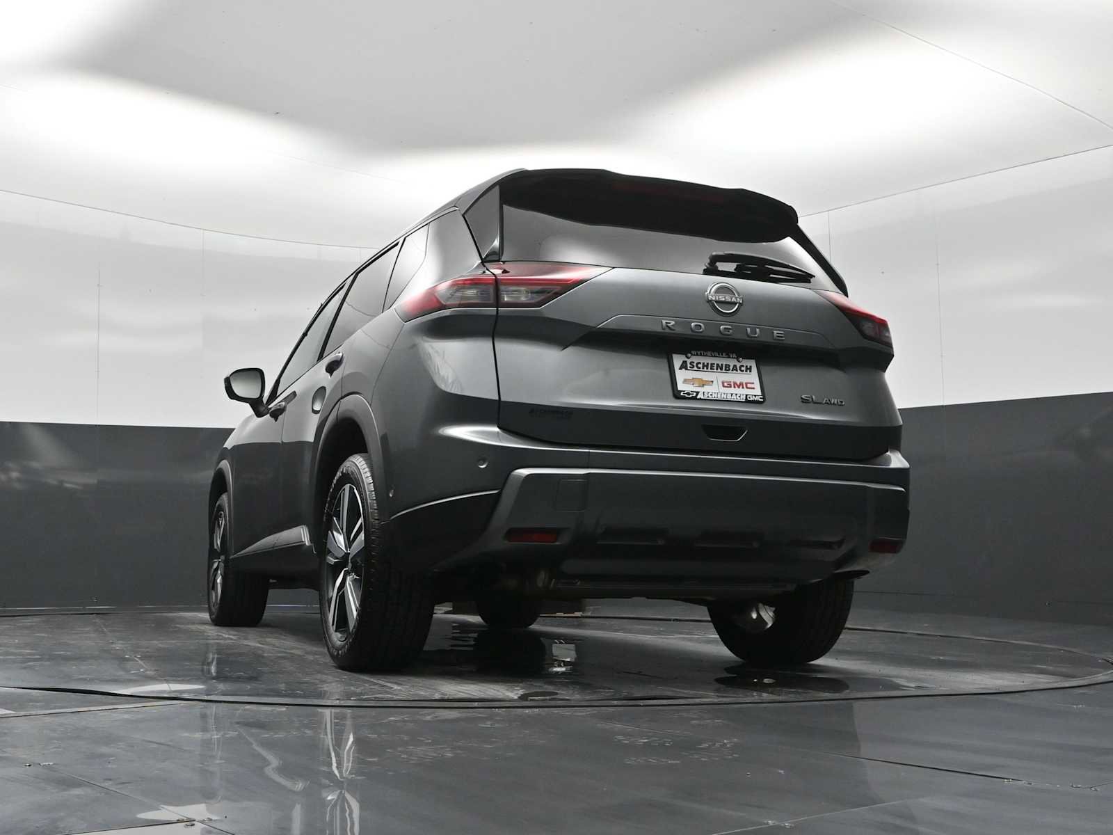 Used 2024 Nissan Rogue SL image 23