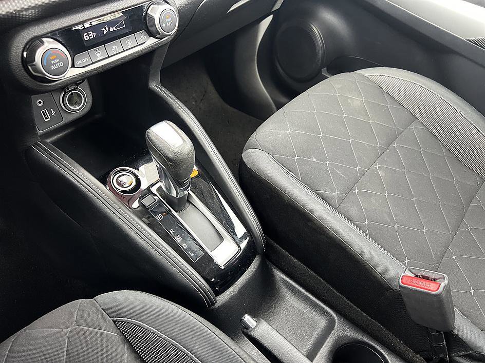 Used 2019 Nissan Kicks SV image 25