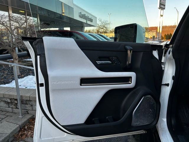 New 2024 GMC Hummer EV 2X w/ Extreme Off-Road Package image 11