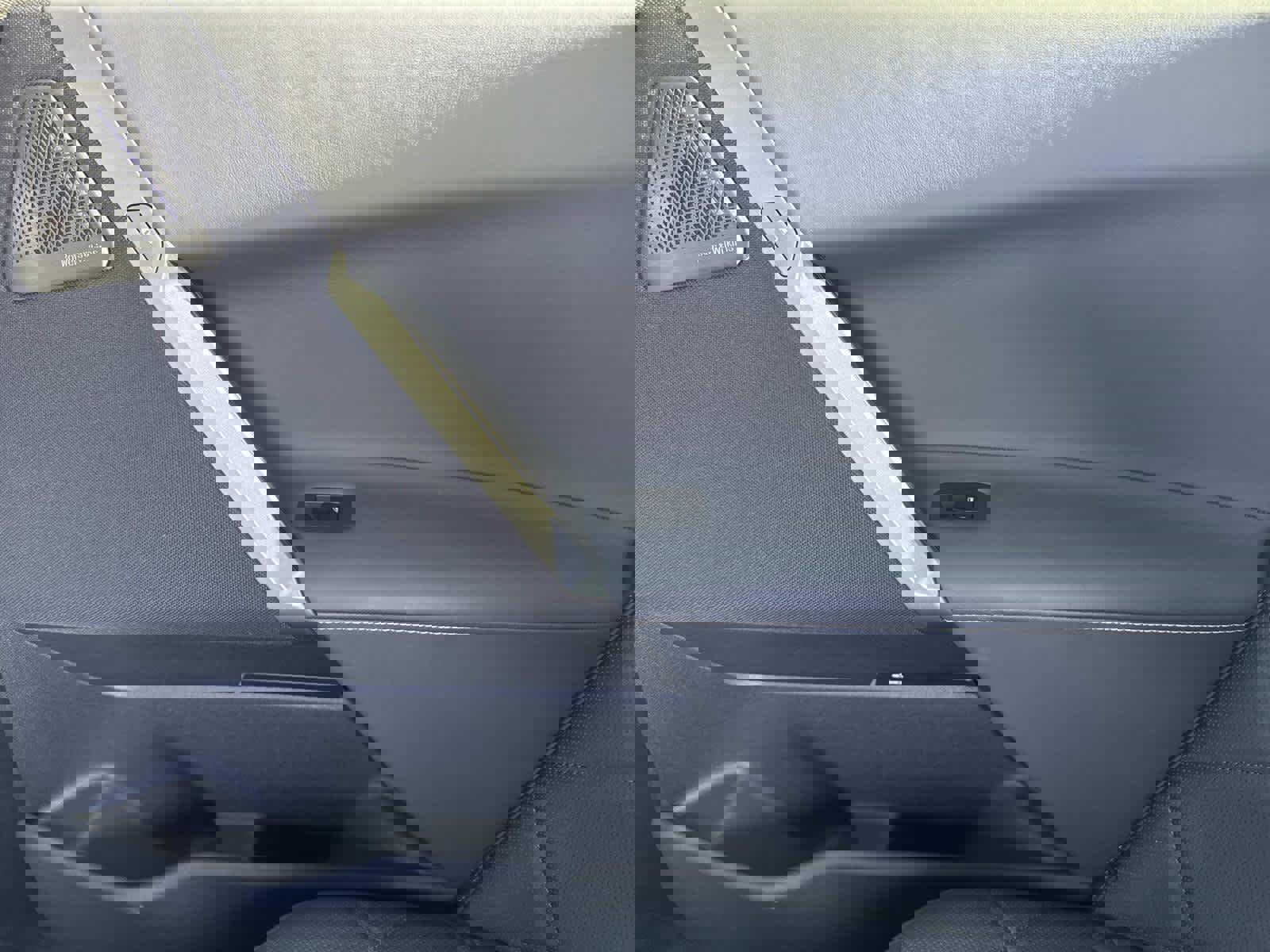 Used 2025 BMW iX M60 image 14