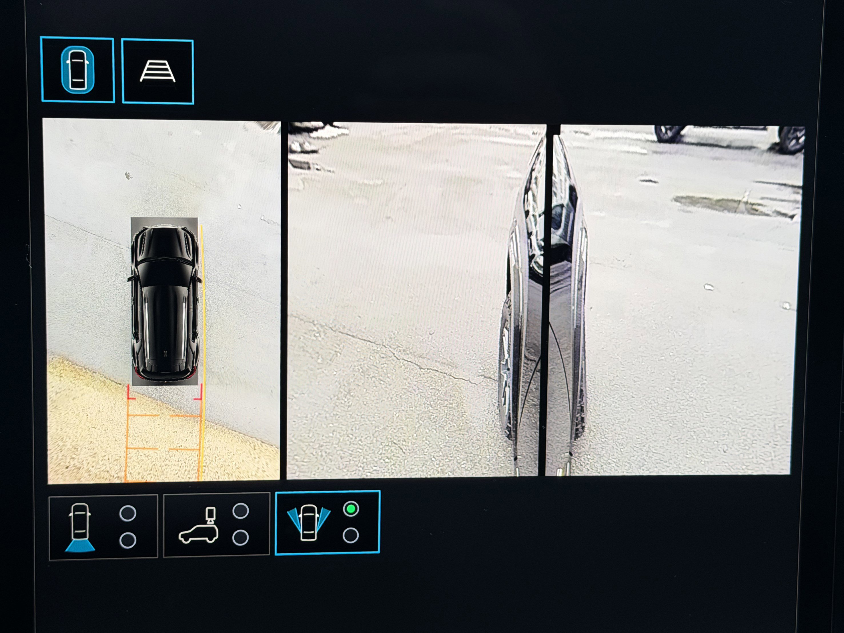 New 2026 GMC Terrain AT4 w/ Technology Package II image 32