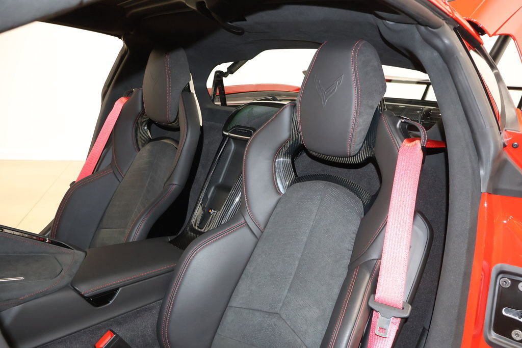 Used 2020 Chevrolet Corvette Stingray Premium Cpe w/ 3LT Preferred Equipment Group image 48