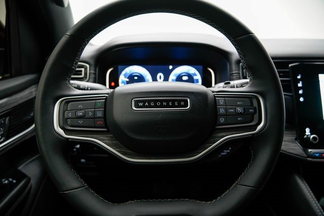 Used 2022 Jeep Wagoneer Series II image 24