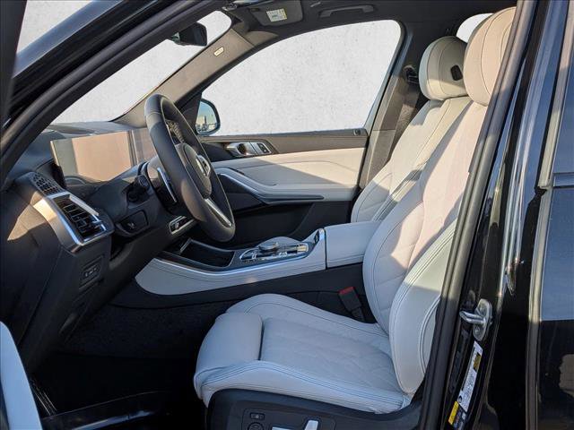 New 2026 BMW X5 xDrive50e w/ M Sport Package image 4