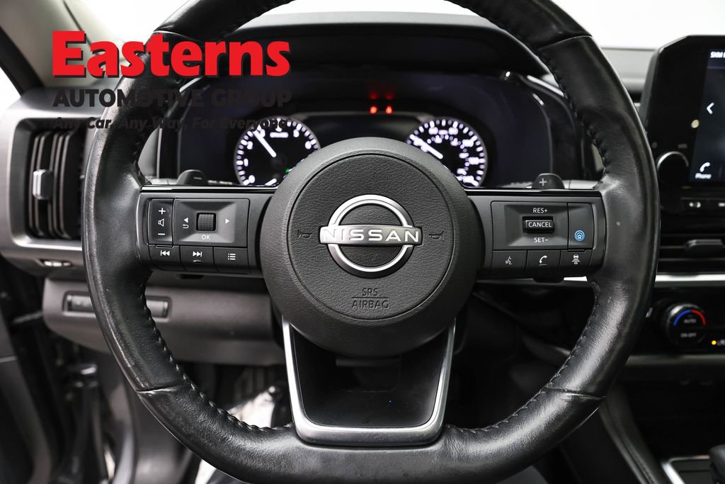 Used 2023 Nissan Pathfinder SL w/ SL Premium Package AWD/4WD image 10