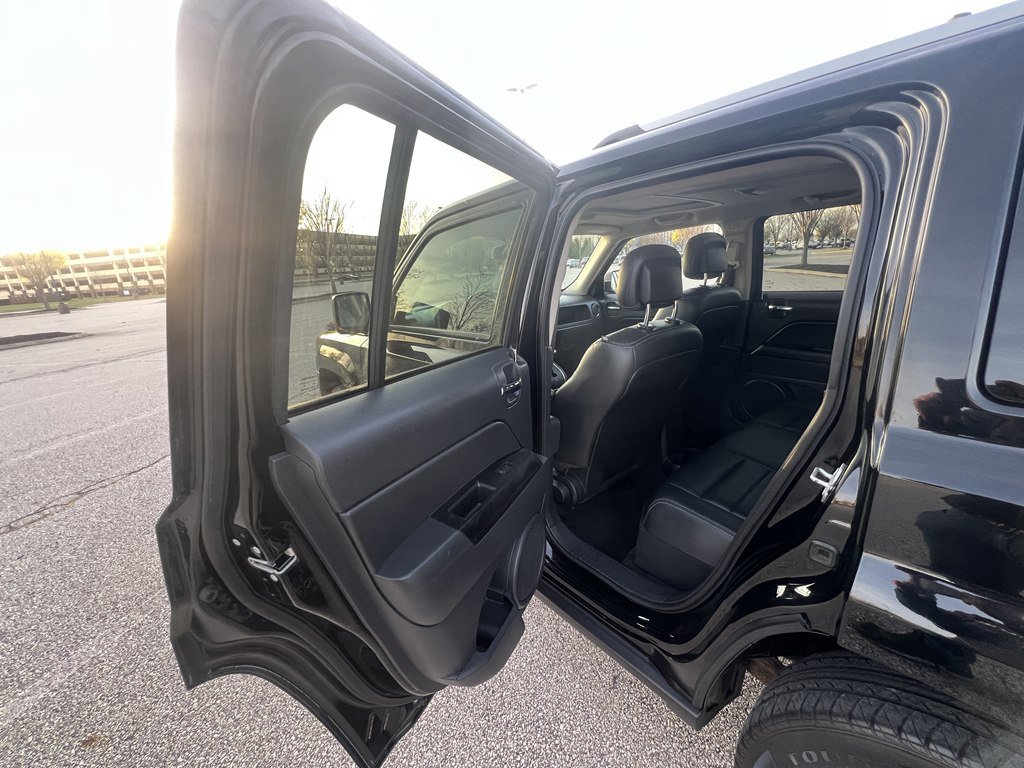 Used 2017 Jeep Patriot High Altitude image 15