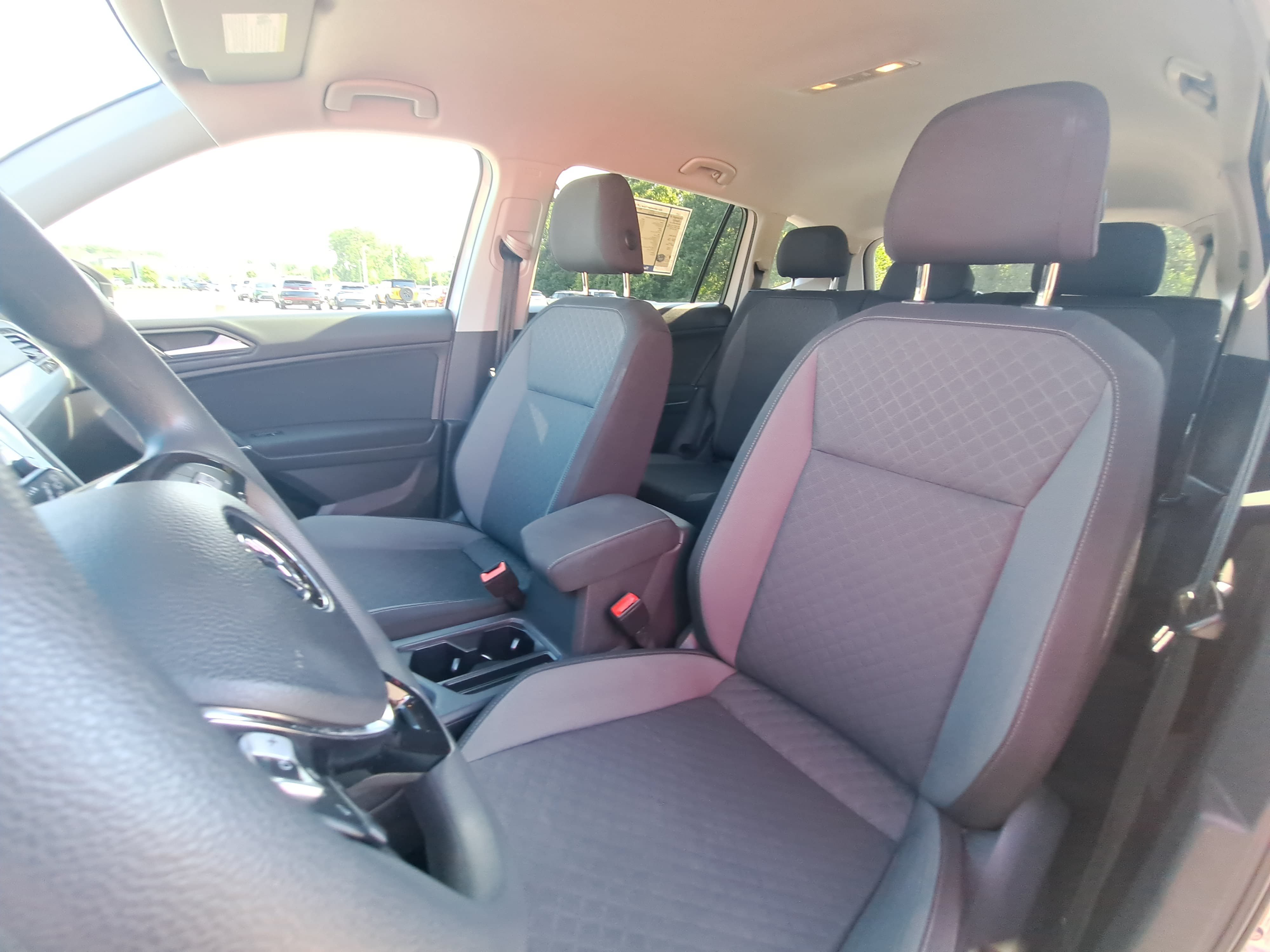 Used 2020 Volkswagen Tiguan S FWD image 15