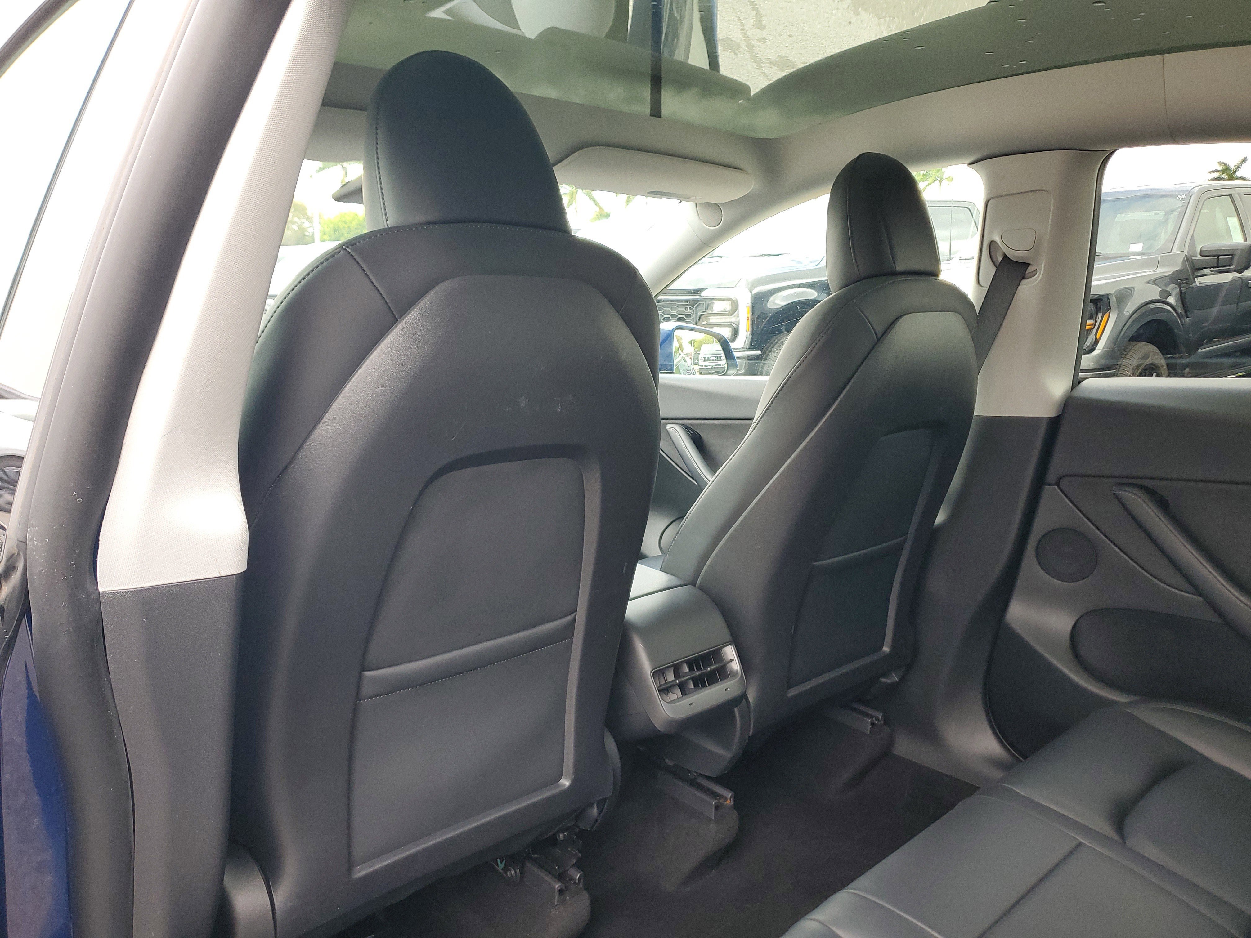 Used 2021 Tesla Model Y Long Range image 16