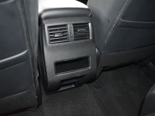 Used 2024 Mitsubishi Outlander SE image 31