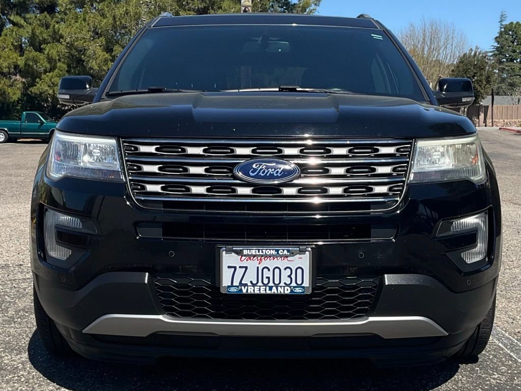 Used 2017 Ford Explorer XLT w/ Equipment Group 202A image 52