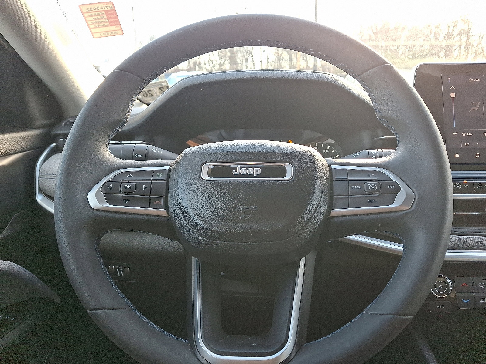 Certified 2022 Jeep Compass Latitude image 21