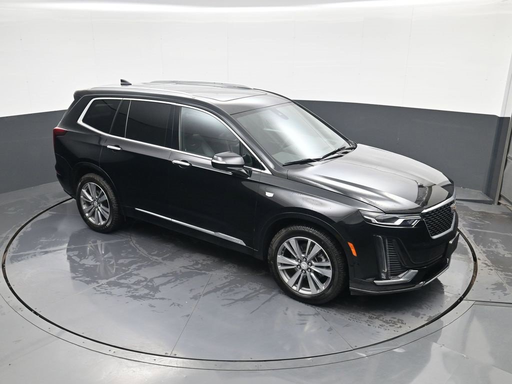 Used 2022 Cadillac XT6 Premium Luxury w/ Technology Package image 26