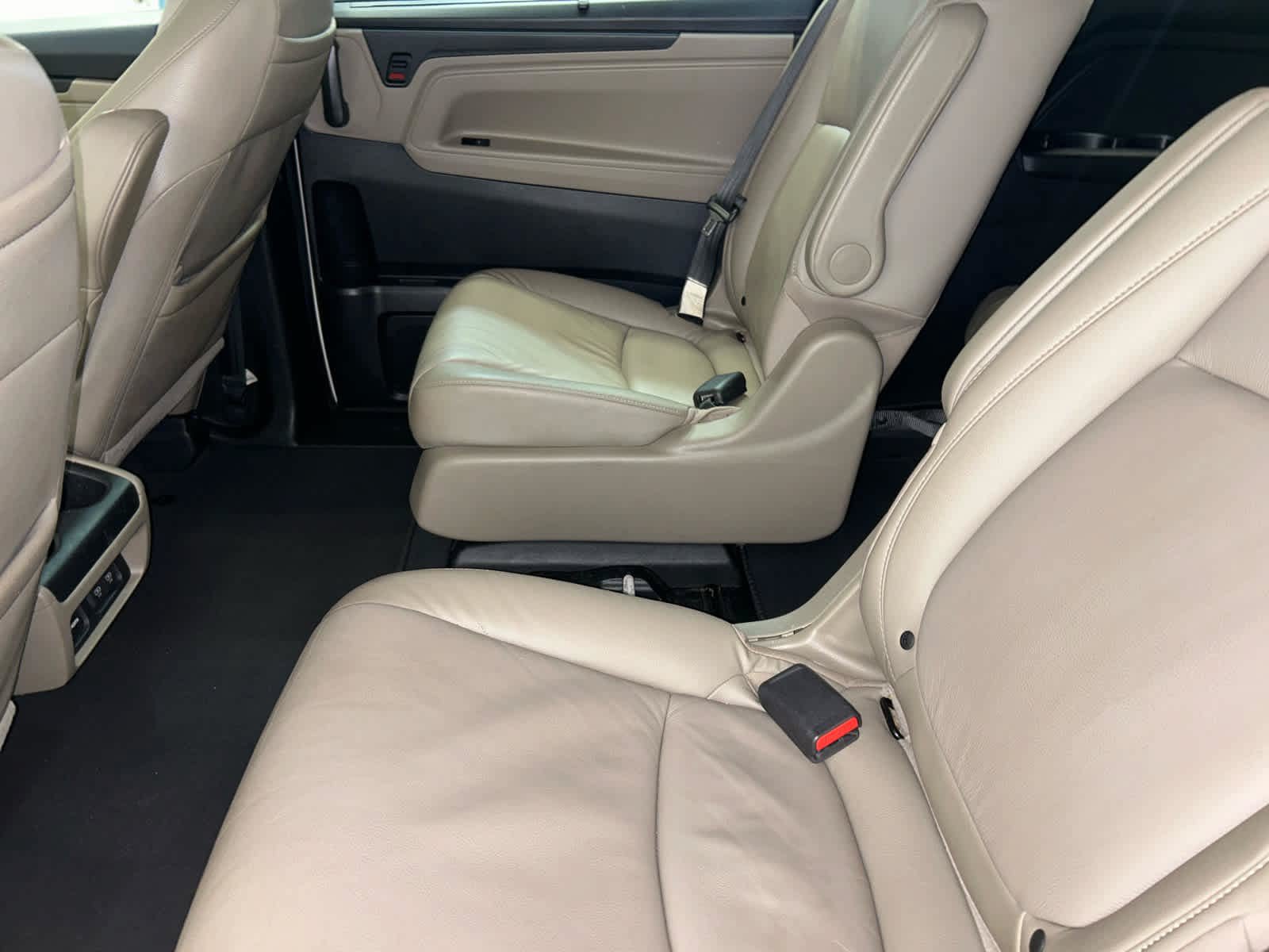 Used 2019 Honda Odyssey EX-L image 6