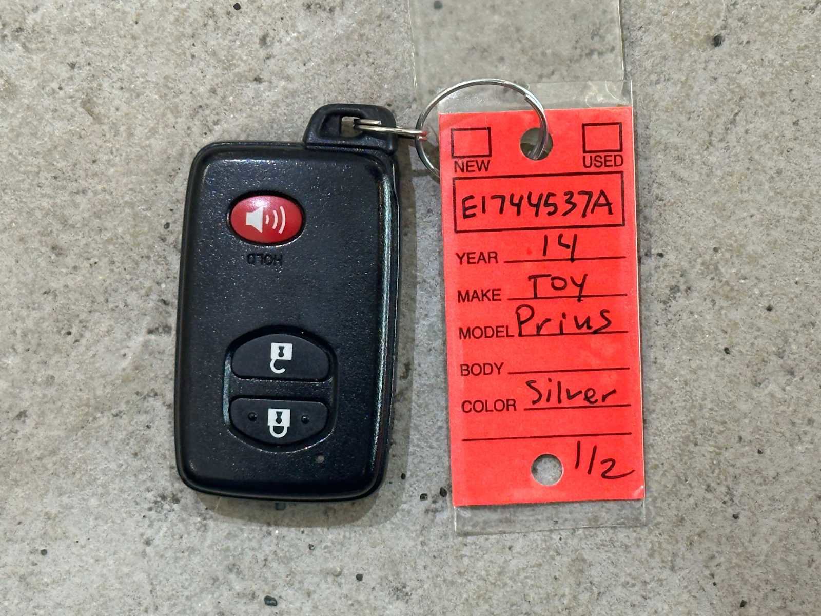 Used 2014 Toyota Prius Four image 30