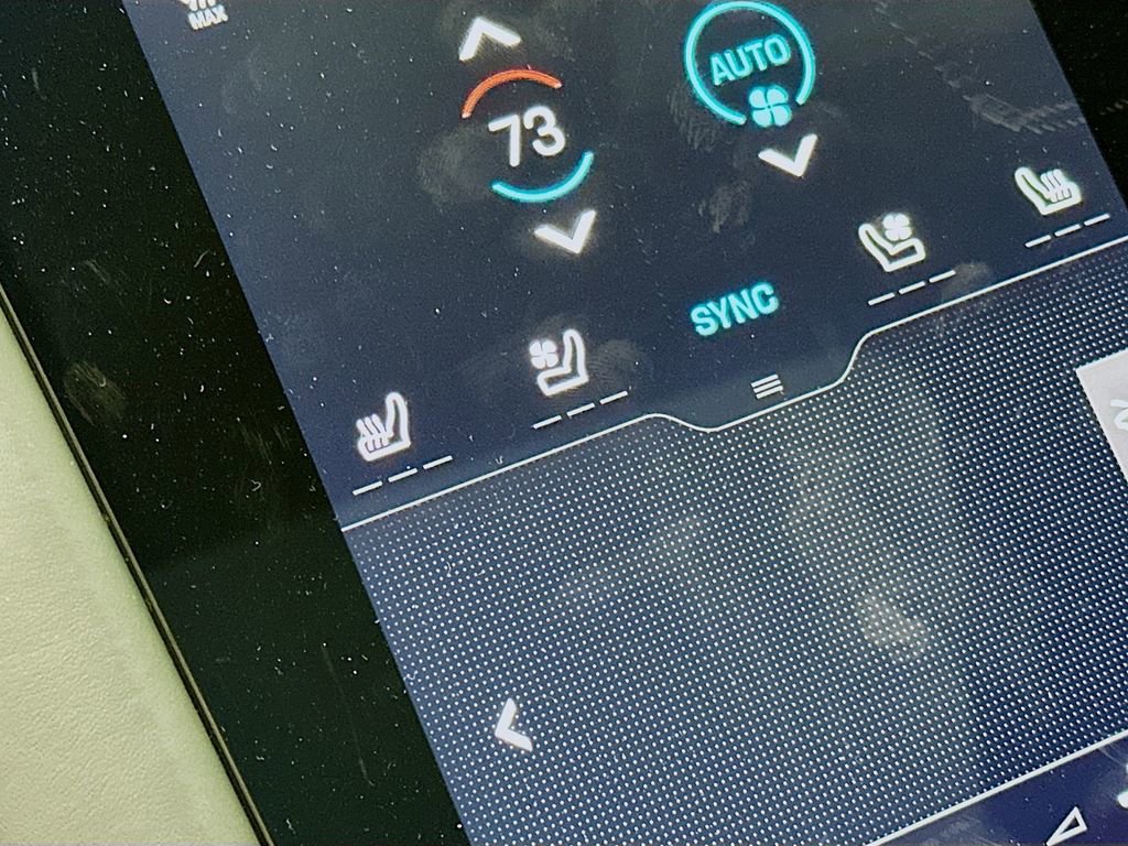 New 2025 Porsche Taycan Turbo image 23