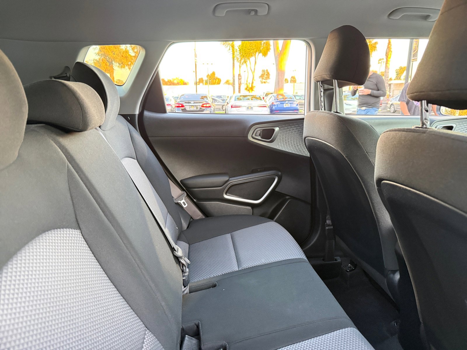 Used 2024 Kia Soul LX image 17