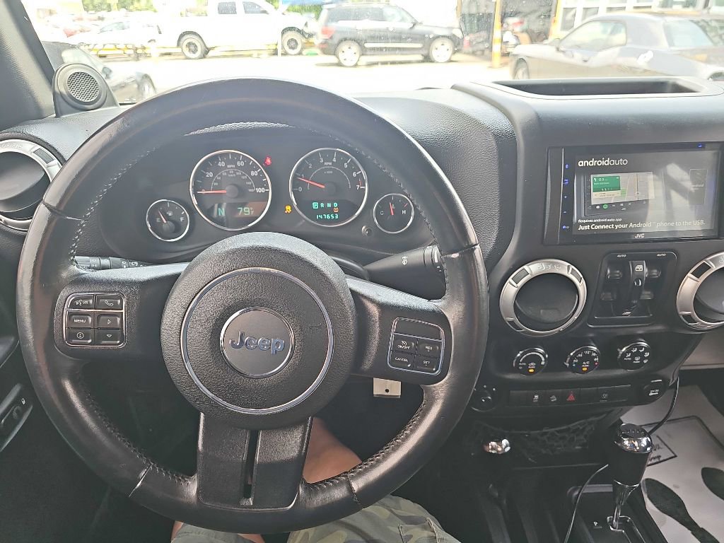 Used 2014 Jeep Wrangler Unlimited Rubicon w/ Connectivity Group image 30