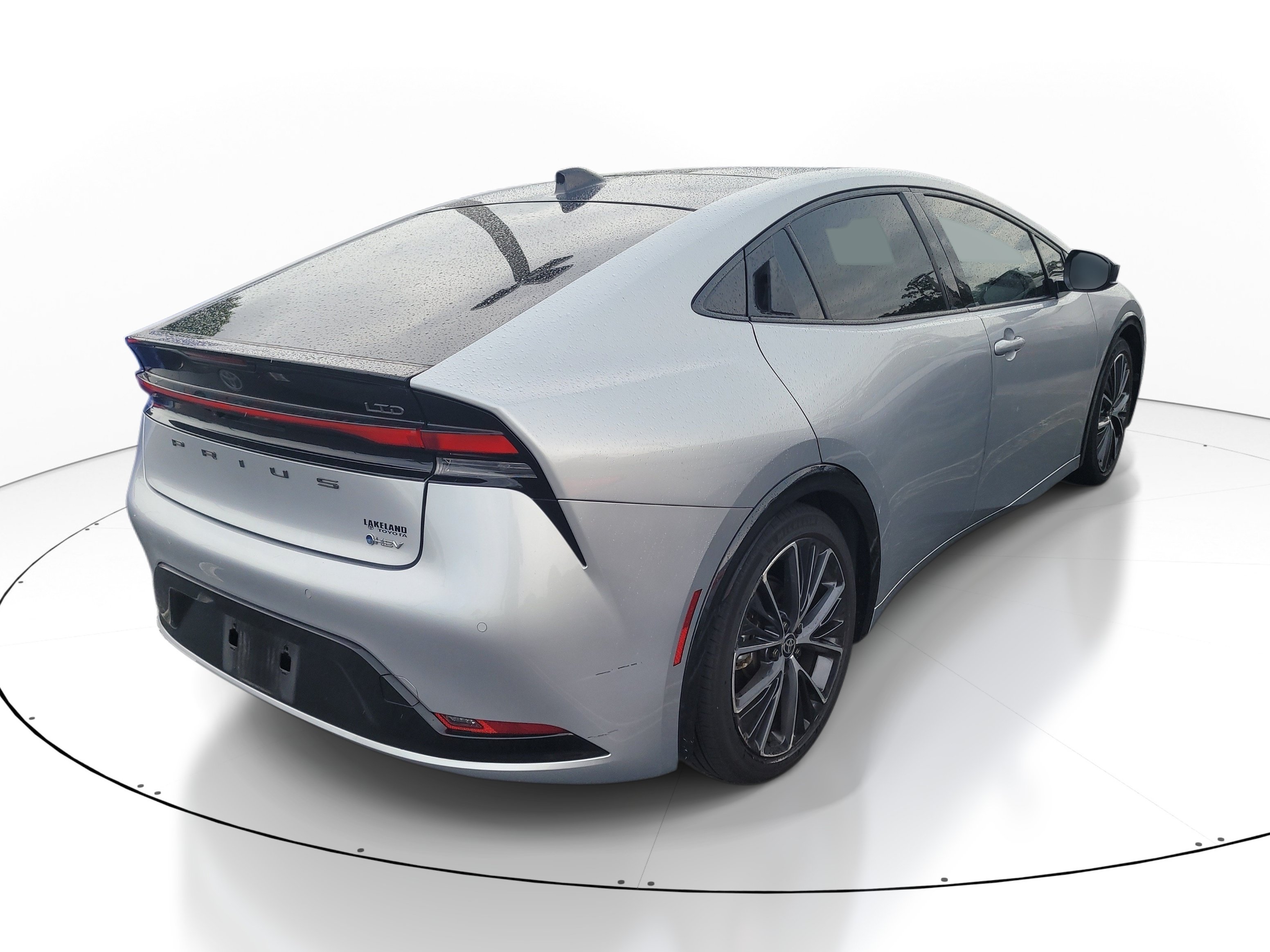 Used 2023 Toyota Prius Limited FWD image 7