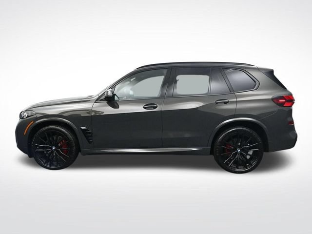 New 2026 BMW X5 xDrive40i w/ M Sport Package AWD/4WD image 8