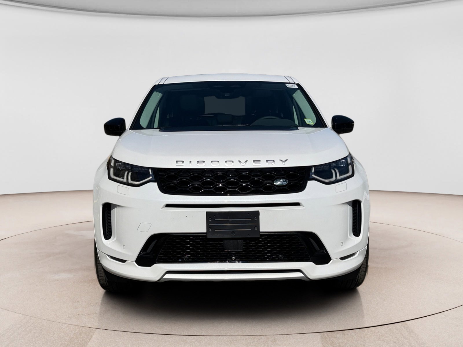 Used 2024 Land Rover Discovery Sport S image 8