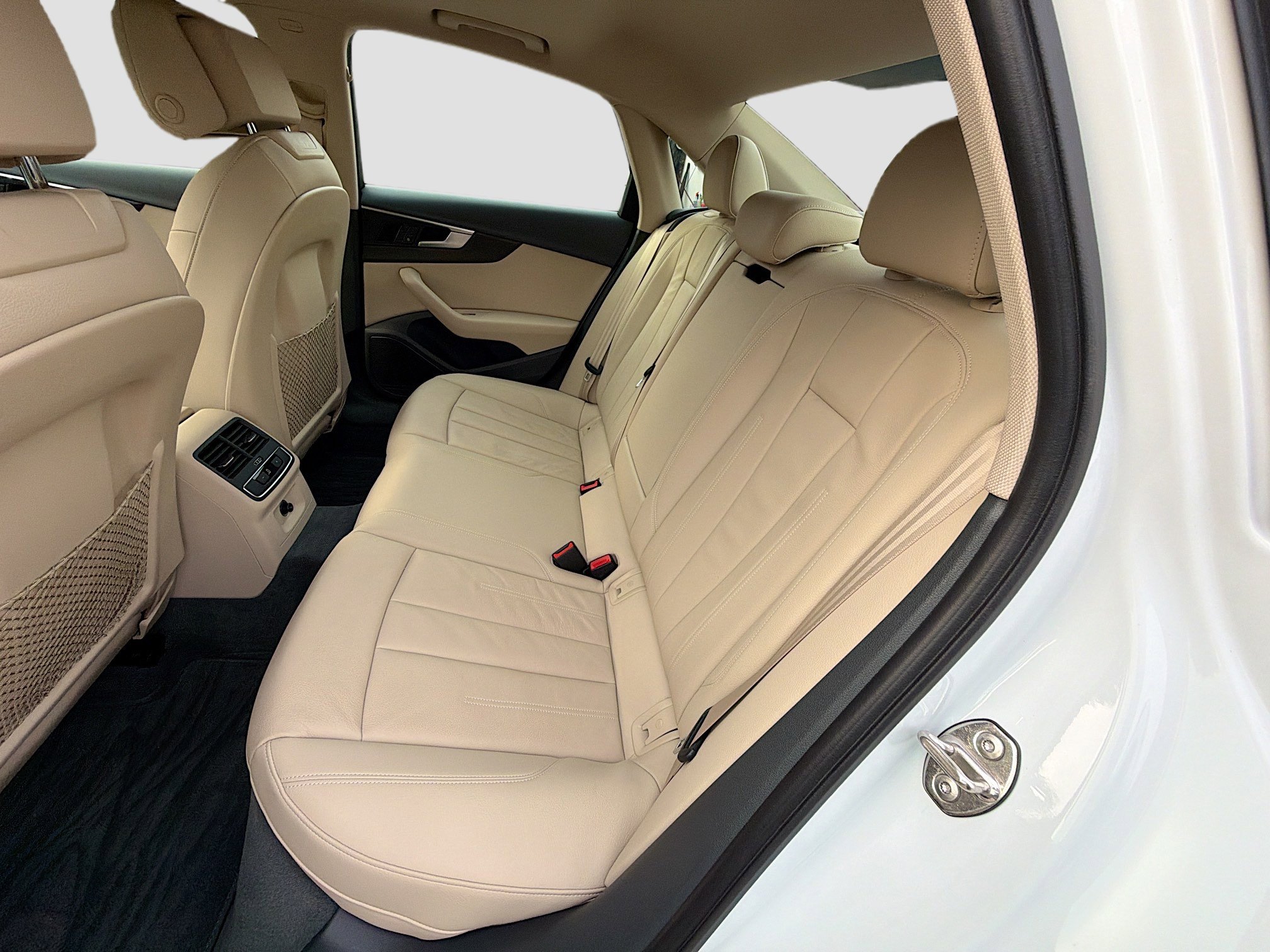 Used 2018 Audi A4 2.0T Premium Plus image 20