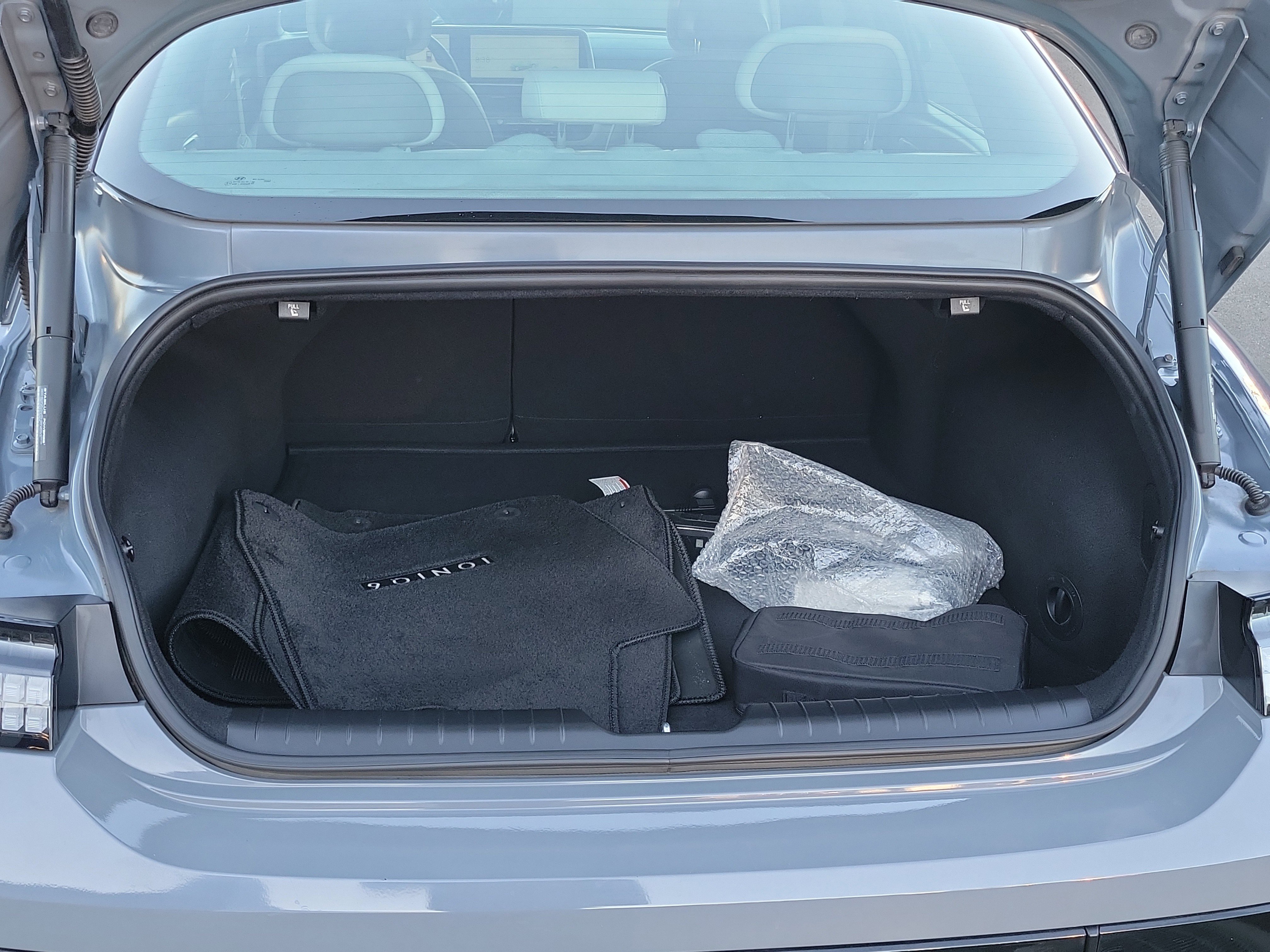 Used 2023 Hyundai Ioniq 6 SEL image 18