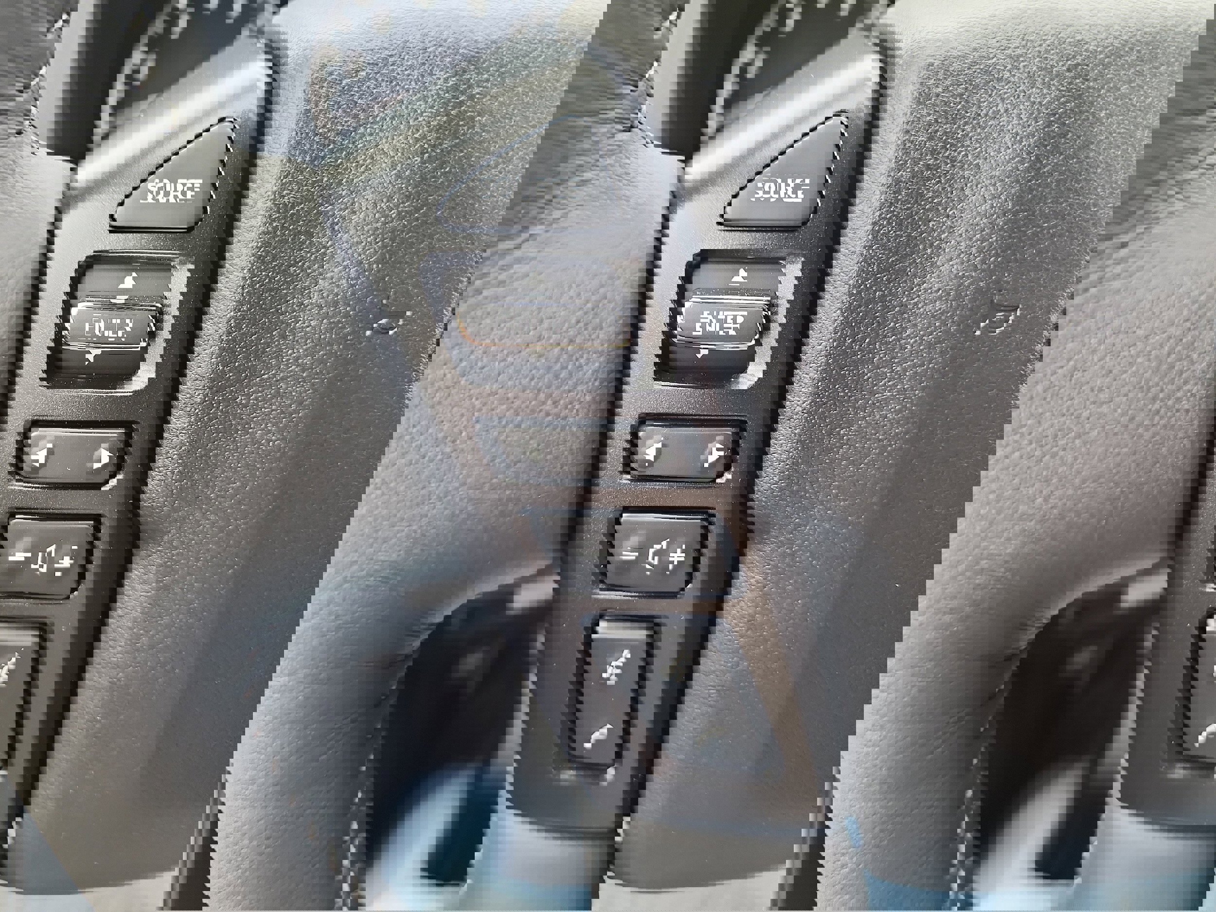 New 2026 Nissan Frontier SV image 21