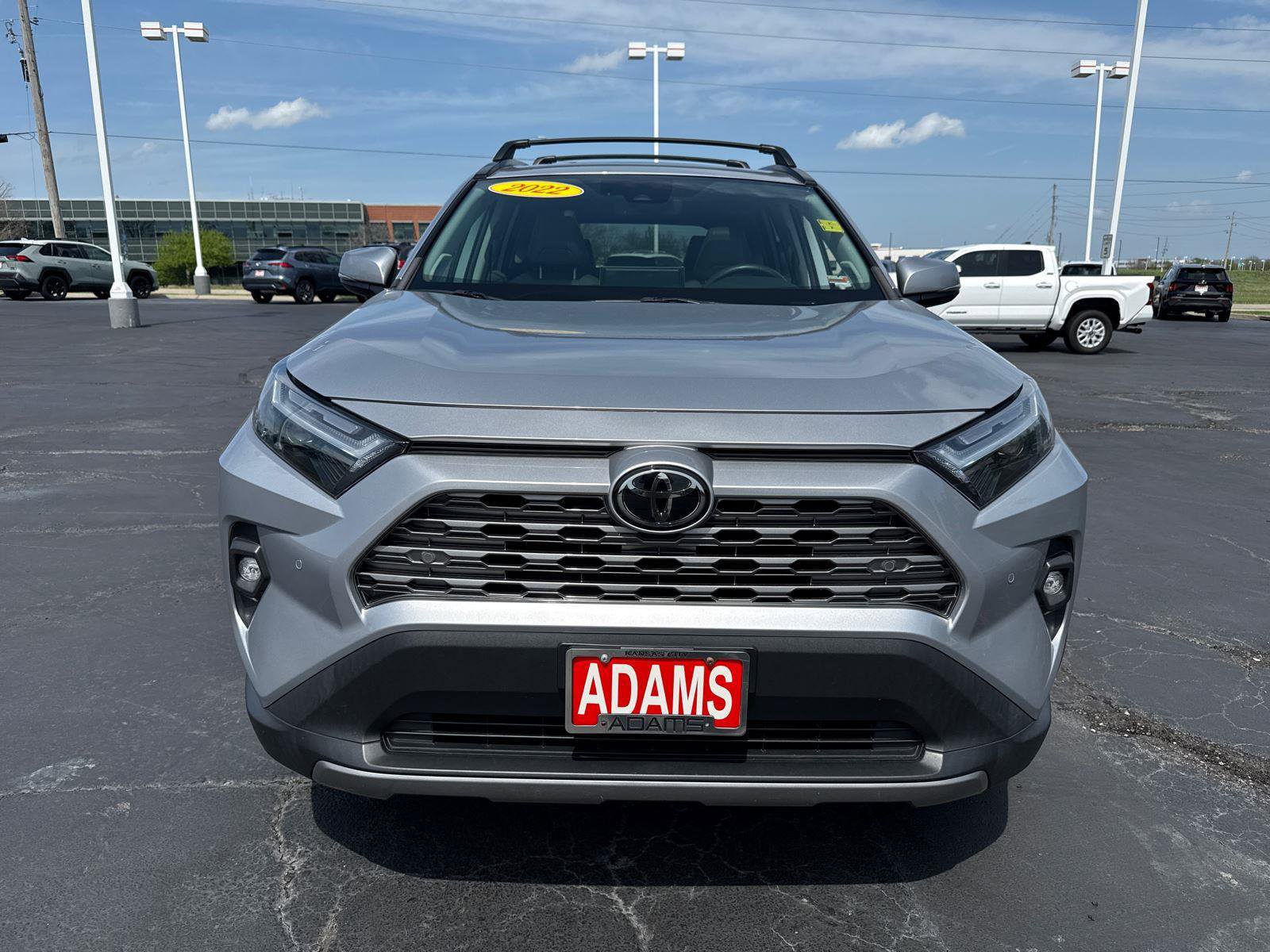 Used 2022 Toyota RAV4 Limited w/ Limited Grade Weather Package AWD/4WD video 2