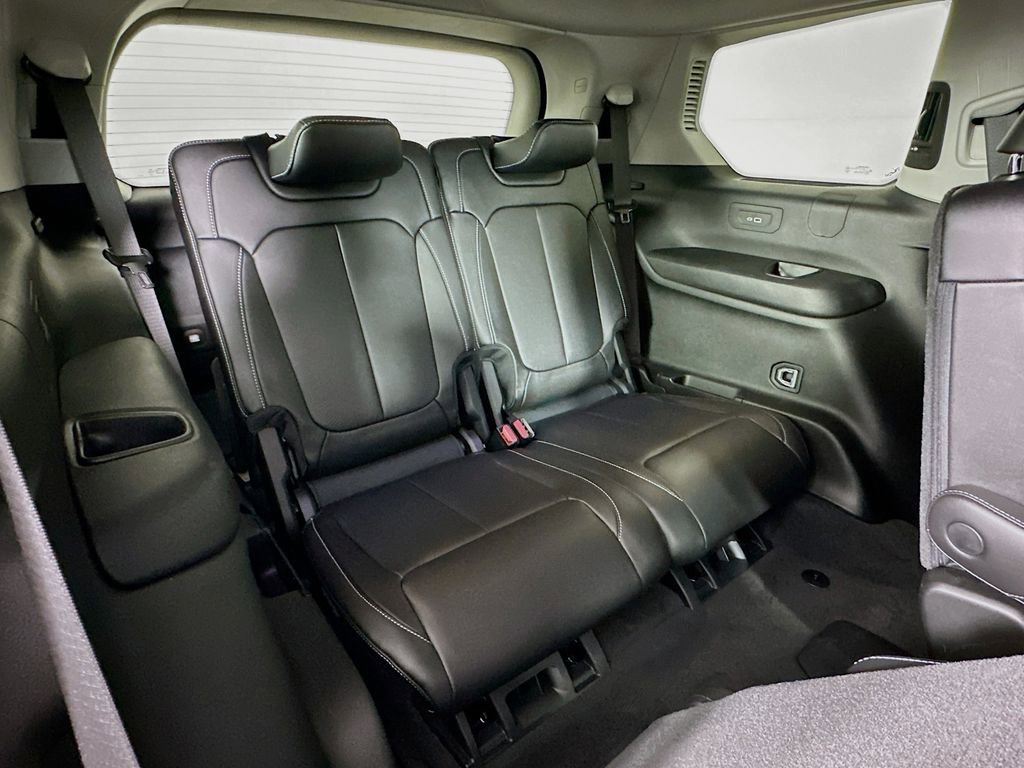 Certified 2022 Jeep Grand Cherokee L Limited image 37