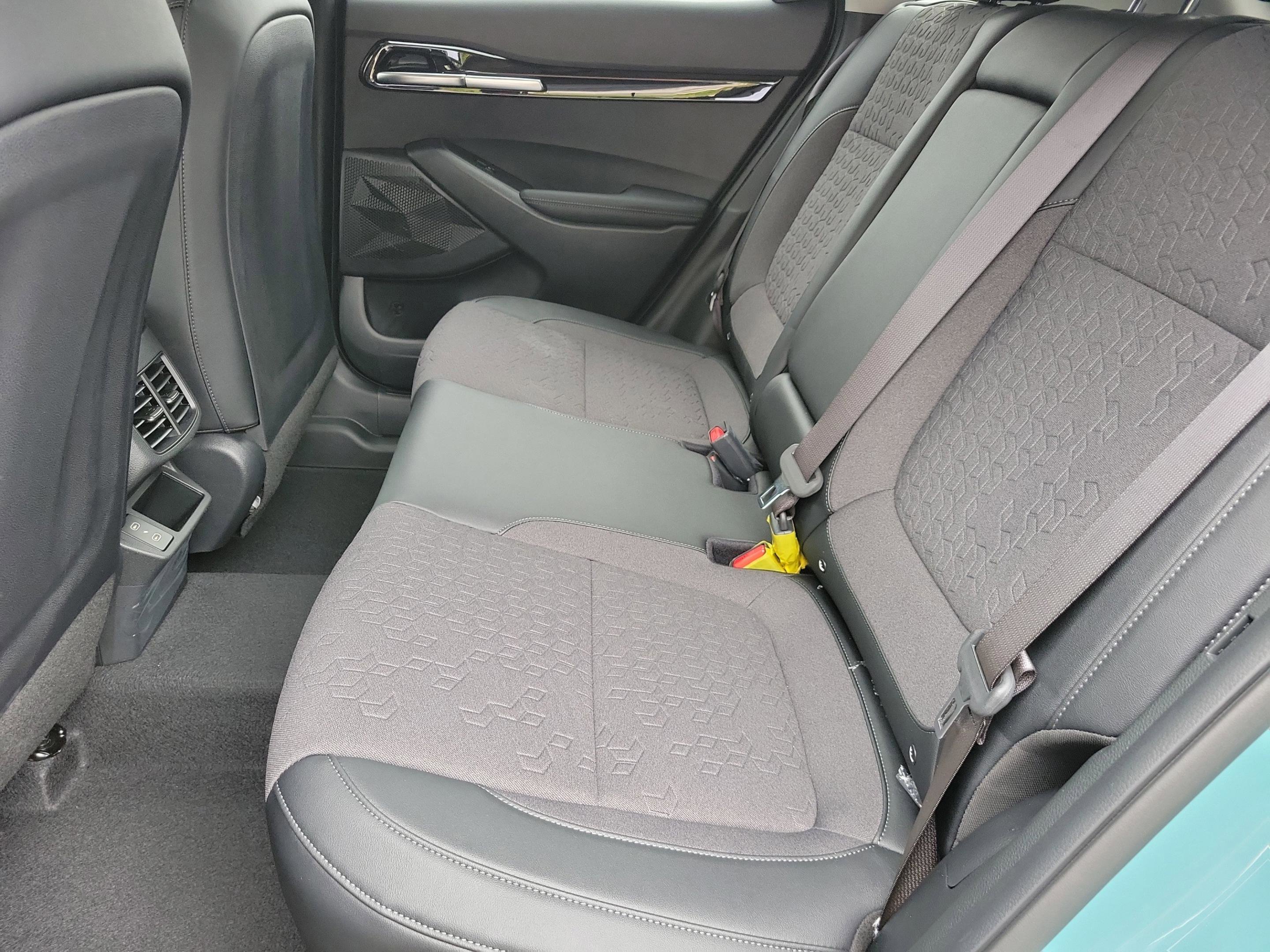 New 2025 Kia Seltos S image 15