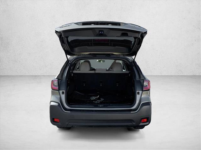 Used 2025 Subaru Outback Premium w/ Popular Package #1A image 7