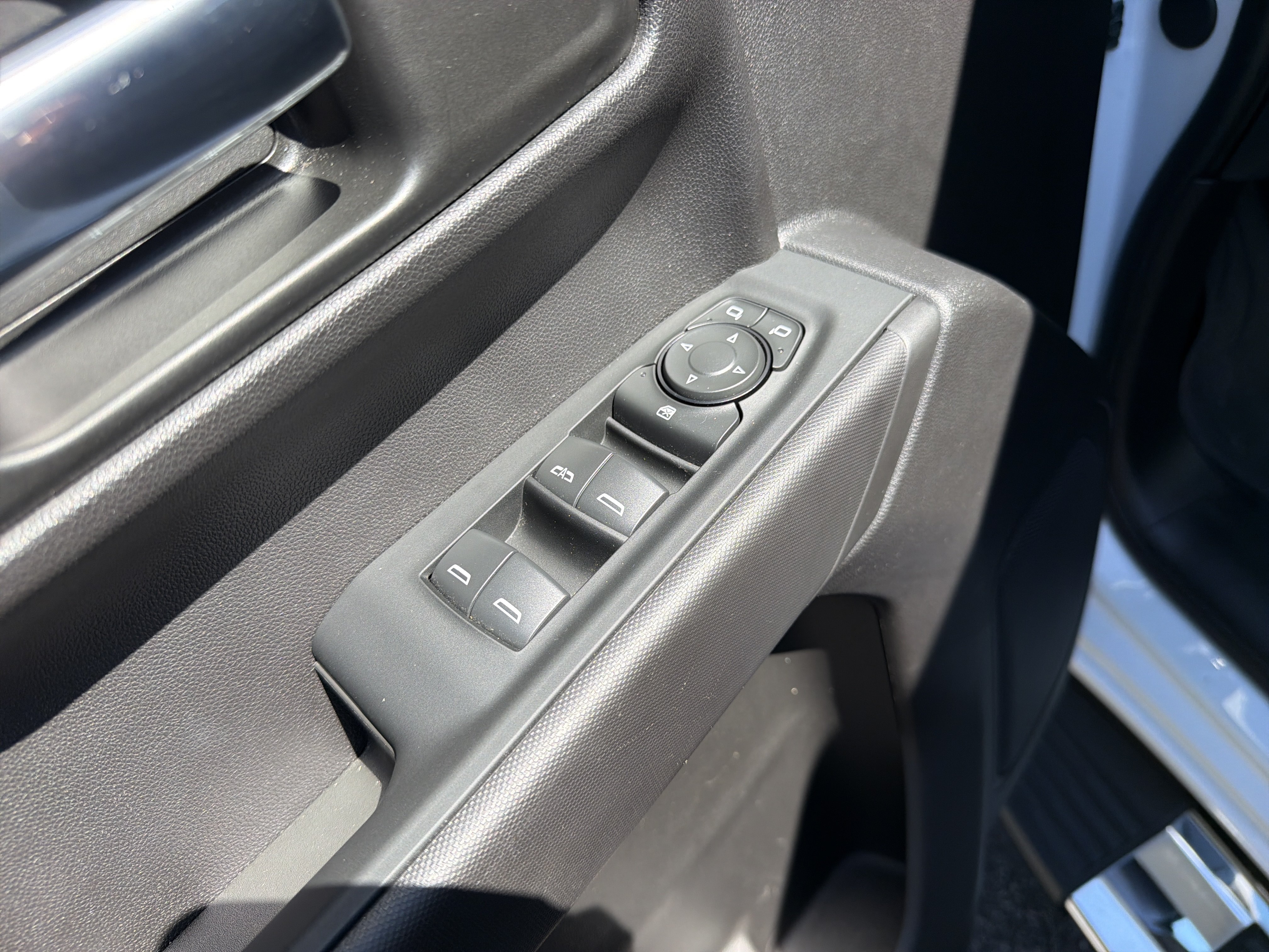 Used 2024 Chevrolet Silverado 1500 Custom AWD/4WD image 15