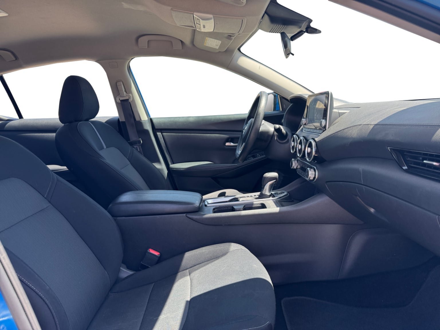 Used 2024 Nissan Sentra SV FWD image 17