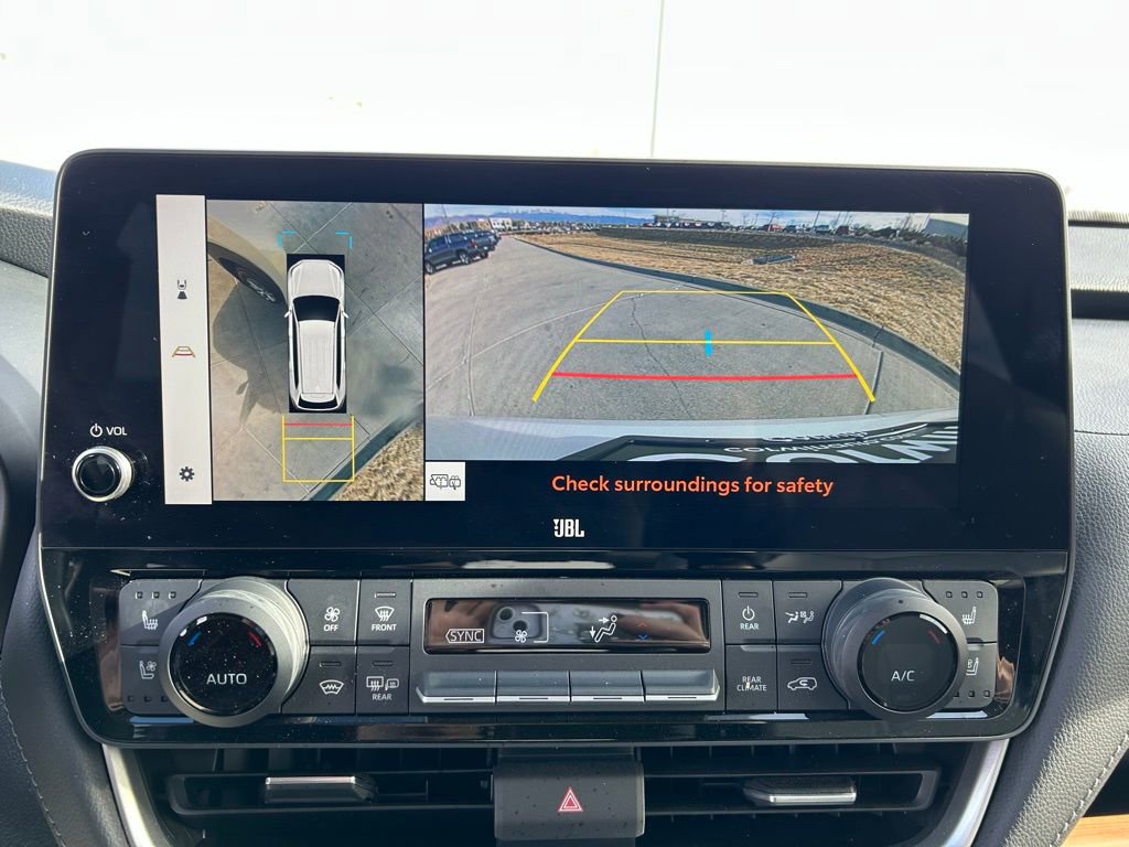 Used 2024 Toyota Grand Highlander Limited image 17