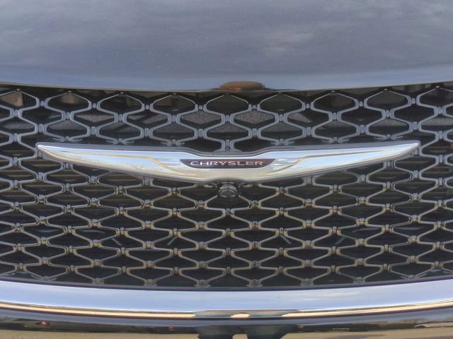 New 2026 Chrysler Pacifica Select FWD image 36
