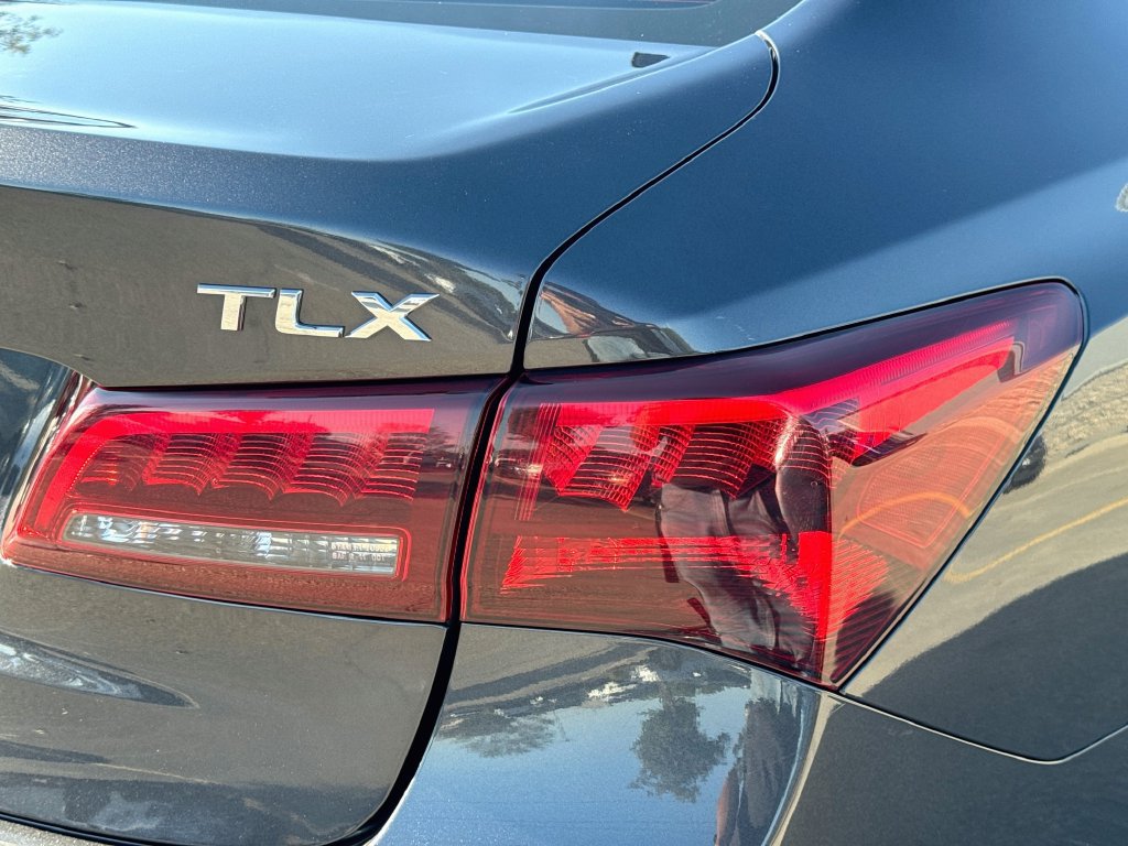 Used 2015 Acura TLX w/ Technology Package FWD image 33