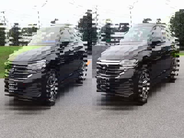 Used 2024 Volkswagen Jetta SE