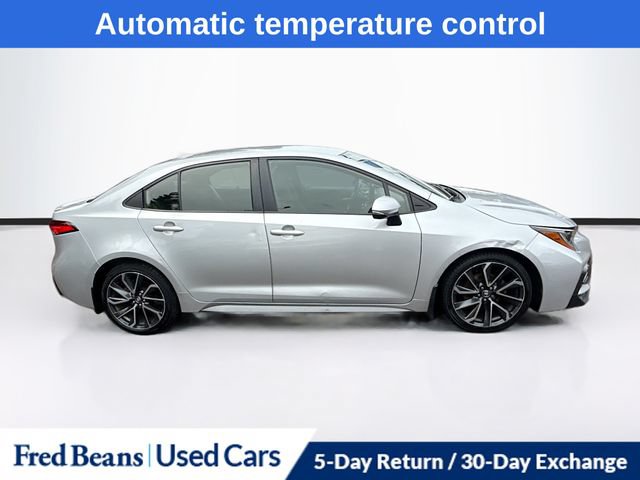 Used 2022 Toyota Corolla SE FWD image 11