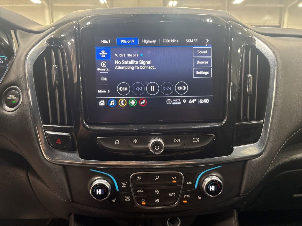 Used 2023 Chevrolet Traverse LT image 16