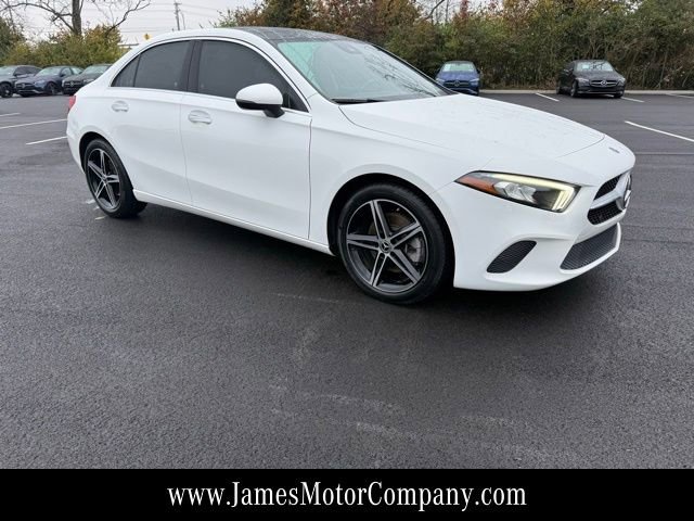 Certified 2022 Mercedes-Benz A 220 4MATIC image 4