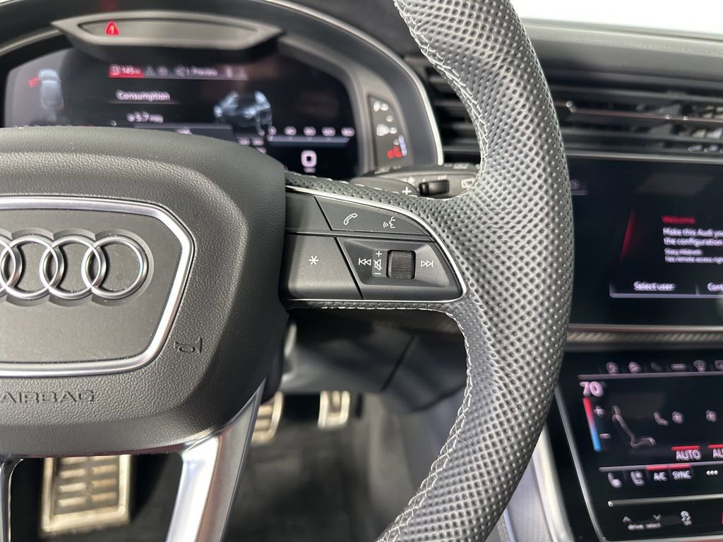 Used 2025 Audi SQ7 Prestige AWD/4WD image 18