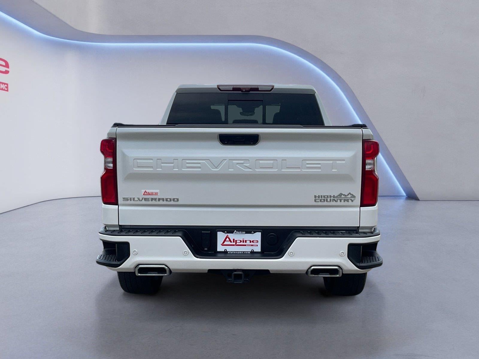 Certified 2024 Chevrolet Silverado 1500 High Country w/ High Country Premium Package AWD/4WD image 4
